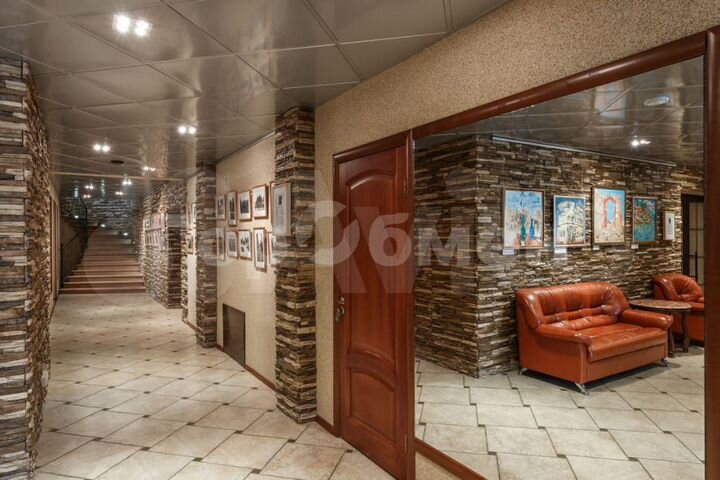Продам гостиница, 2400 м²