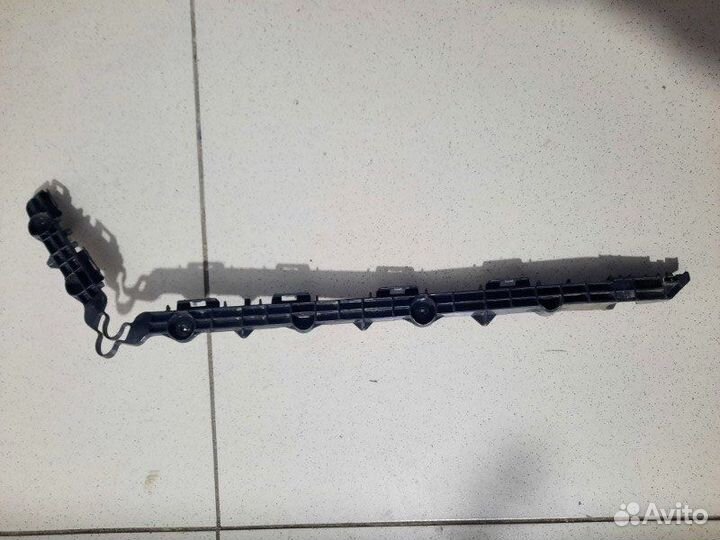 Кронштейн бампера задний правый Тoyota Camry V50-5