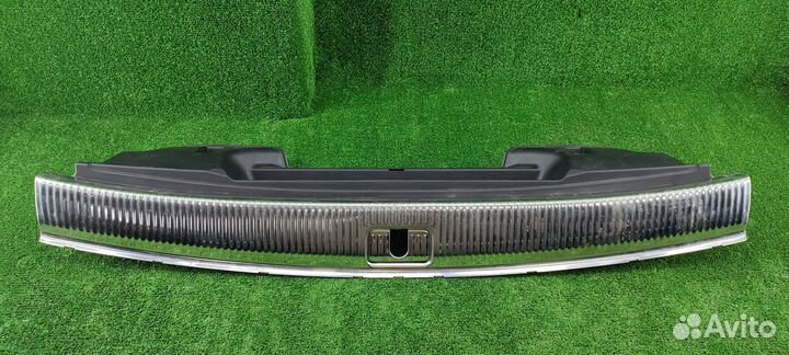 Накладка замка крышки багажника Audi Q5 8R