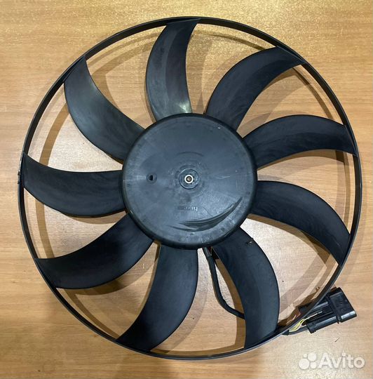 Вентилятор радиатора Mercedes S/C/CL/AMG GT W222