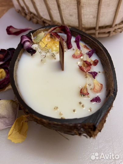 Свечи натуральные из соевого воска, в скорлупе