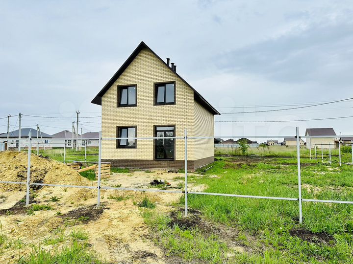 Коттедж 97 м² на участке 5,5 сот.