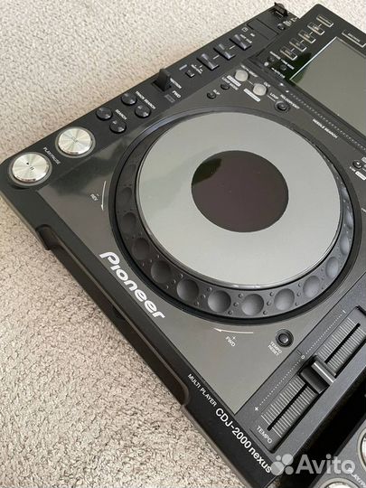 Pioneer CDJ-2000 nexus