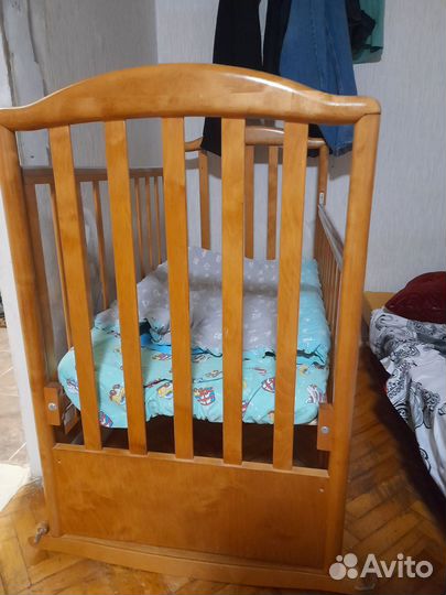 Детская кроватка