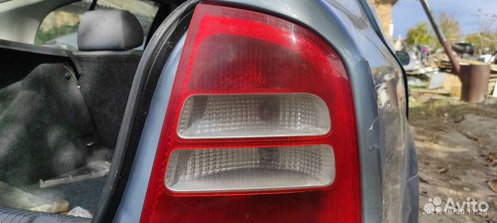 Задний правый фонарь,skoda octavia tour a4