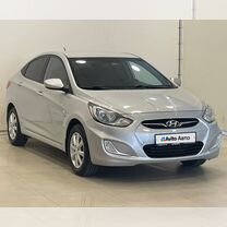 Hyundai Solaris 1.6 MT, 2013, 124 679 км, с пробегом, цена 945 000 руб.