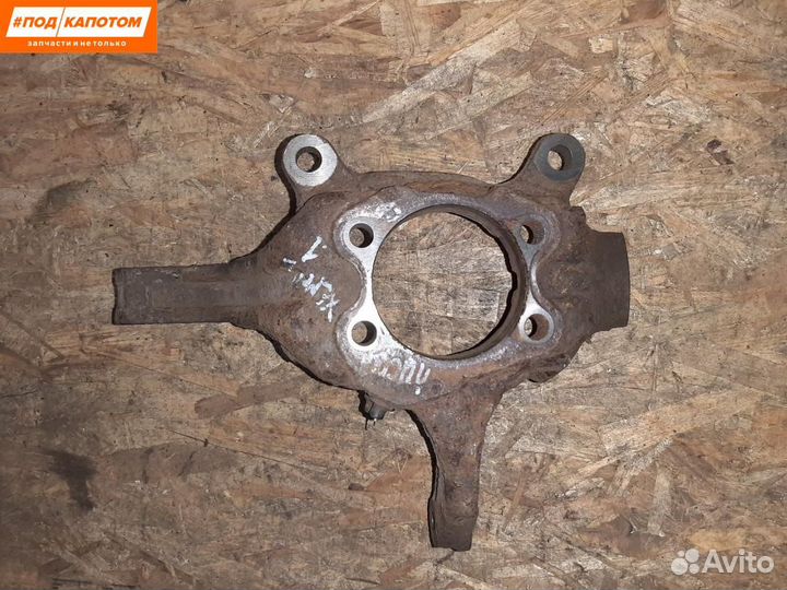 Кулак передний правый Nissan X-Trail T31