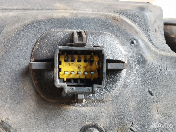 Зеркало левое электрическое Renault Scenic II (200