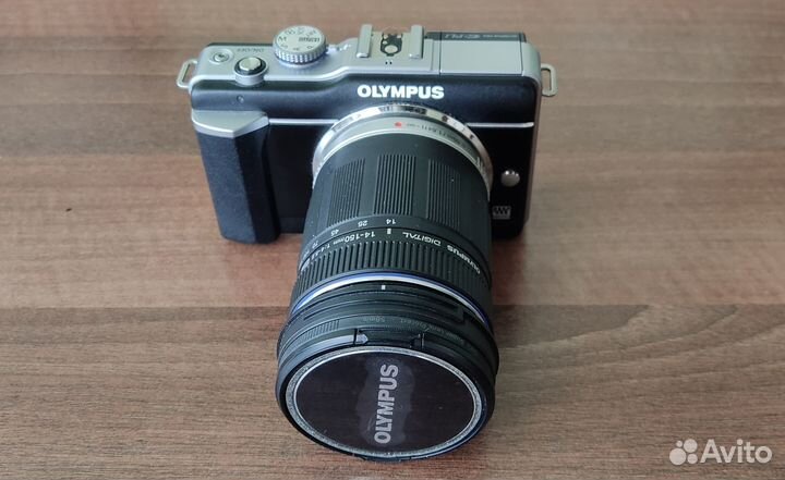 Продам фотоаппарат Olympus E-PL 1