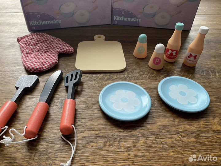 Детская посуда для кухни из дерева (17 предметов)