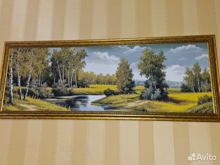 Картина вышитая