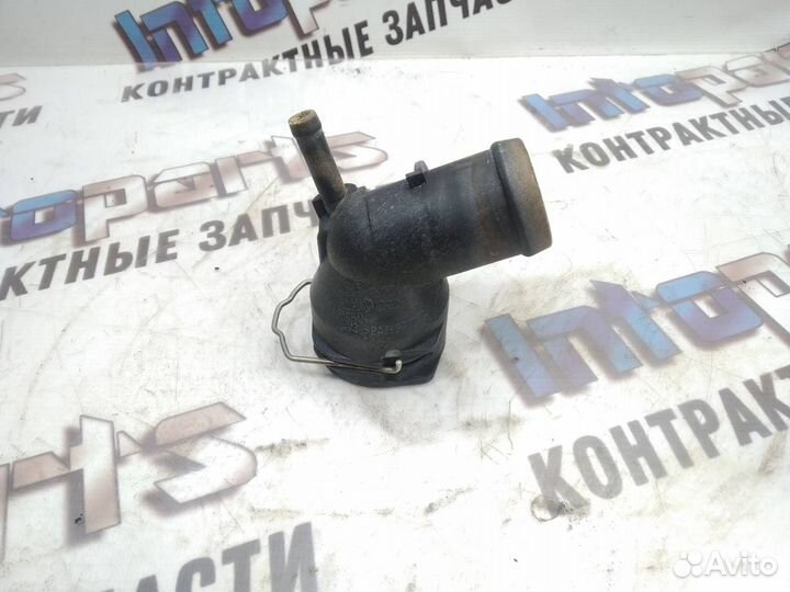 Фланец радиатора Volkswagen Golf 6 2.0 TSI ccza