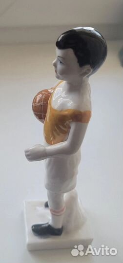 Юный футболист