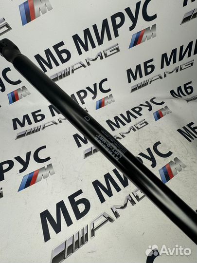 95851135905 Амортизатор капота porsche cayenne