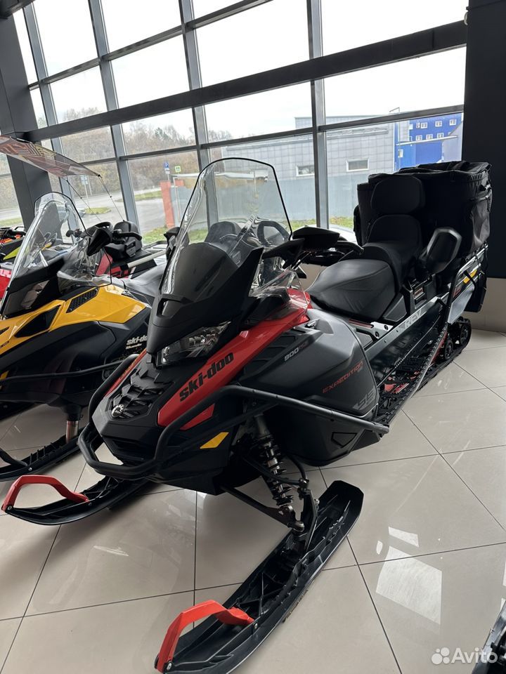 BRP Ski-Doo Expedition SE Turbo