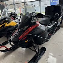 BRP Ski-Doo Expedition SE Turbo