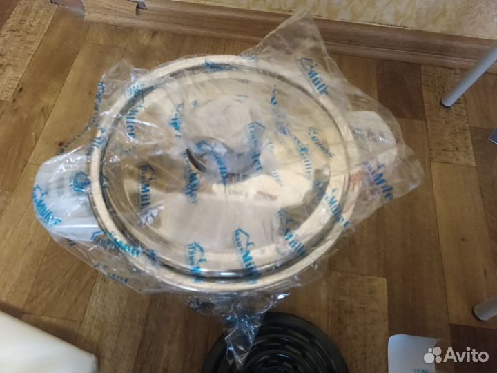 Набор столовых приборов на 12 персон