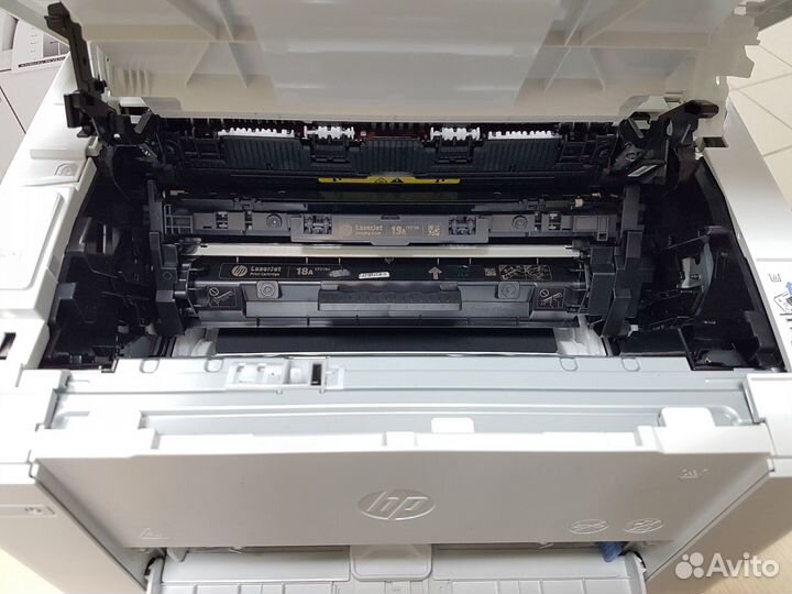 Лазерный принтер 