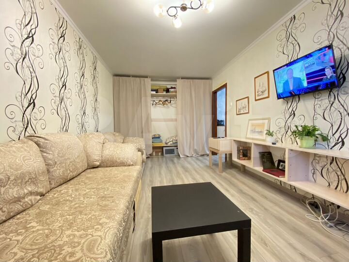 2-к. квартира, 50 м², 5/9 эт.