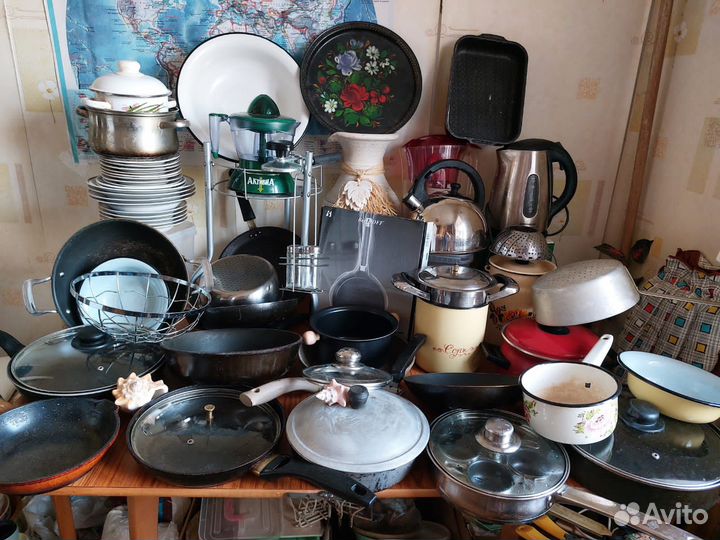 Сковороды, кастрюльки, чайники