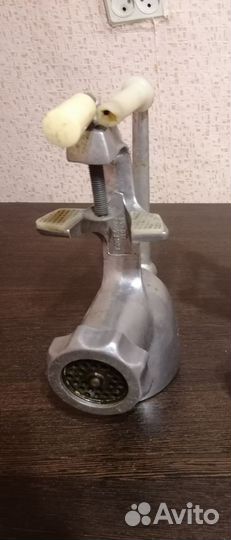 Мясорубка ручная