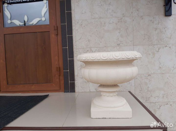 Вазон уличный