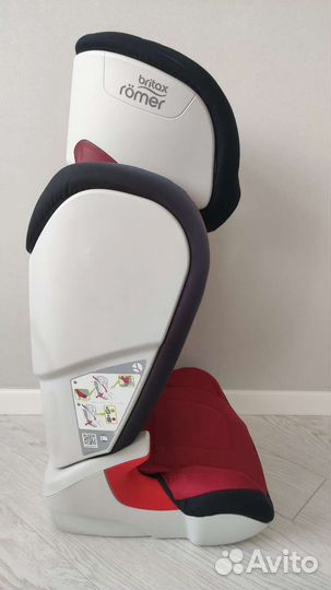 Автокресло Britax Romer Kid XP 15-36 кг