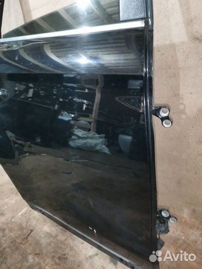 Дверь боковая задняя правая Ford Kuga 1 2.5 hydb