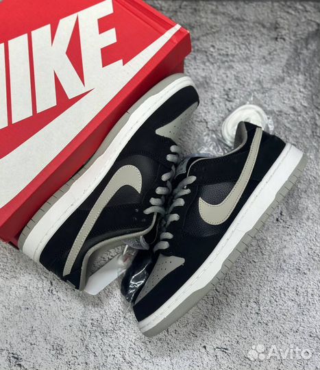 Кроссовки Nike Dunk Low