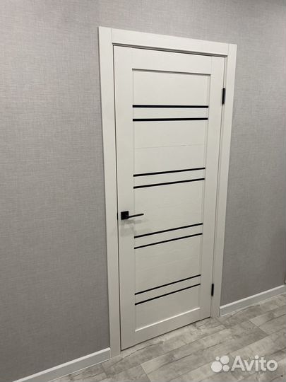 Межкомнатная дверь ясень белый