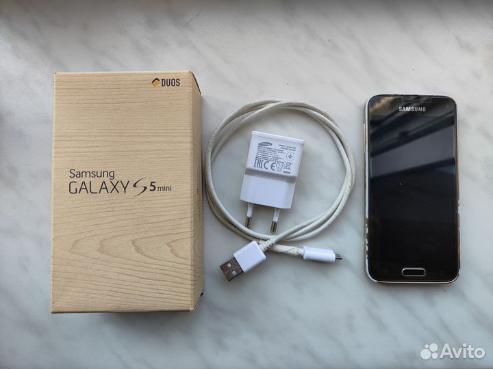 Samsung Galaxy S5 mini SM-G800H, 16 ГБ