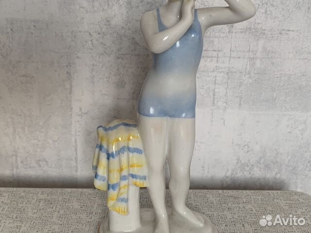 Статуэтка Юная купальщица или пловчиха лфз купить в Москве | Хобби и ...