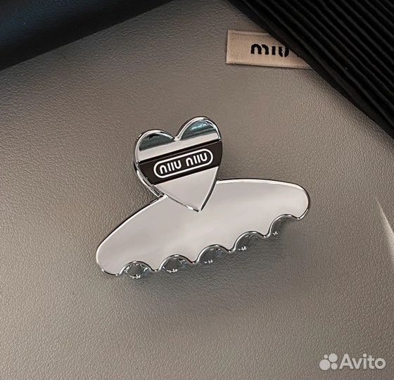 Заколка miu miu