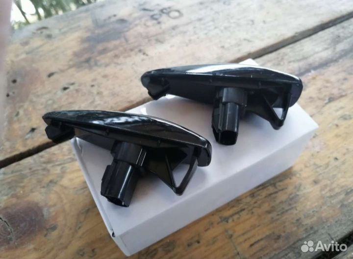 Динамические (Бегающие) поворотники Mitsubishi