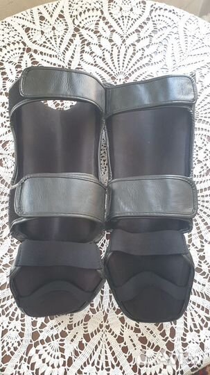 Шингарды Twins SGL-2 новые, (щитки, защита голени)