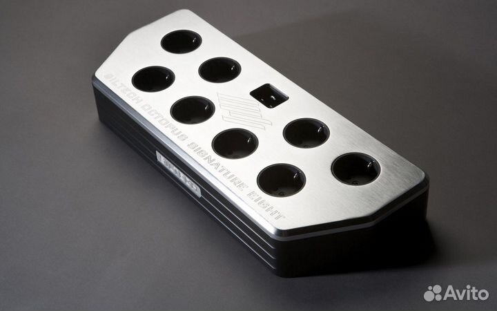 Octopus Signature Eight Double Crown IEC 16A EUR