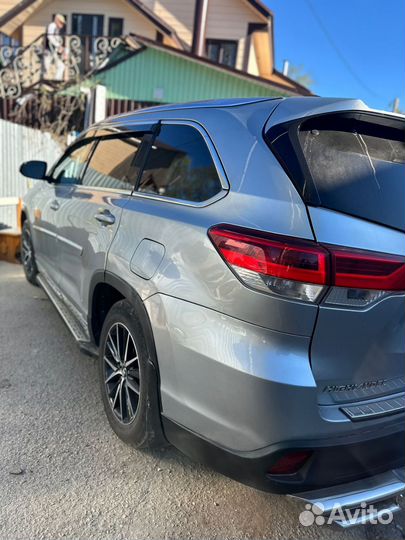 Toyota Highlander 3.5 AT, 2017, 120 000 км