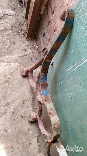 Скамья чугунная старинная (боковины)