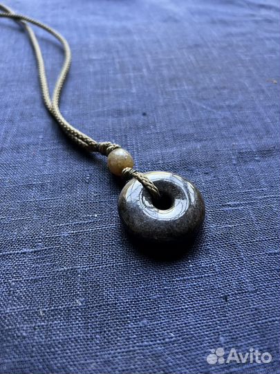 Нефритовый диск «Би«