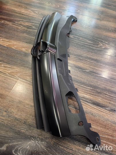 Решетка радиатора Astra H