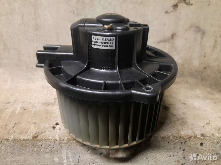 Моторчик печки Cadillac srx 1 2003-2009