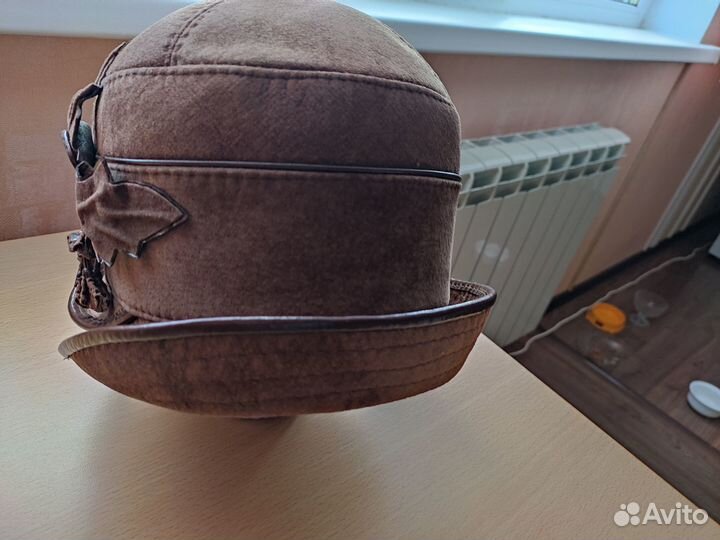 Шляпа из натуральной замши