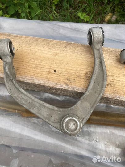 Запчасти на Вольво v 90 cross country