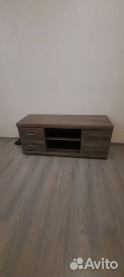Тумба под телевизор