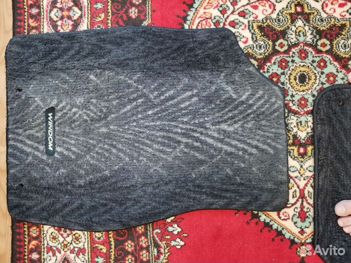 В салон коврики на Тойота Виндом