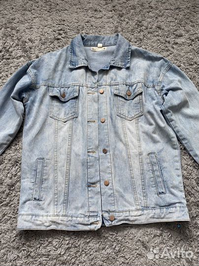 Джинсовая куртка