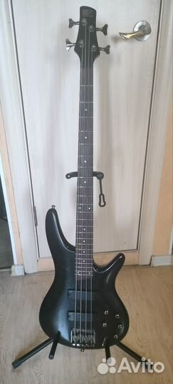 Бас гитара ibanez sr300