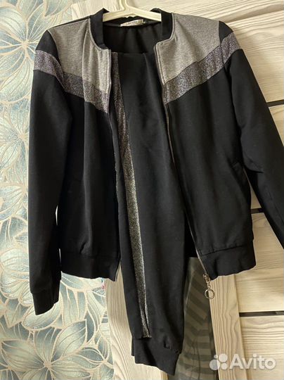 Спортивный костюм