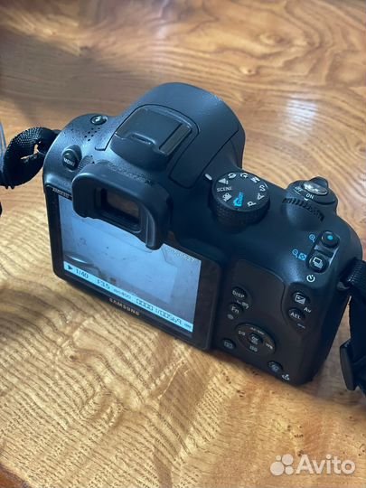 Фотоаппарат samsung NX 10