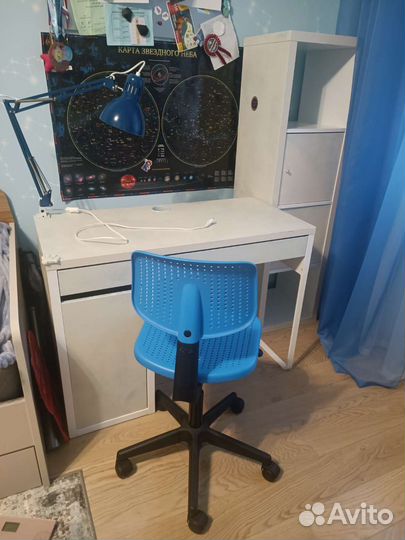 Столик письменный детский